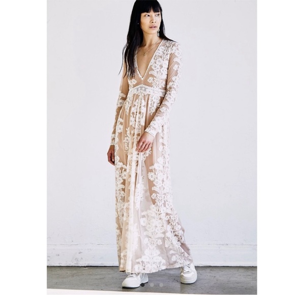 For Love And Lemons Dresses & Skirts - FOR LOVE & LEMONS Temecula Nude Mesh White Floral Plunging V Neck Maxi Dress S